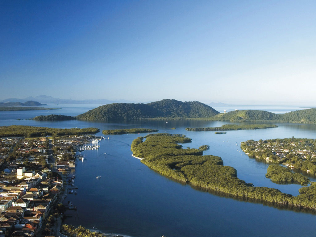 Baía de Paranaguá: guia completo para explorar pelo mar